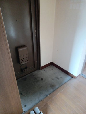 【玄関】 | 磐手ハイツ