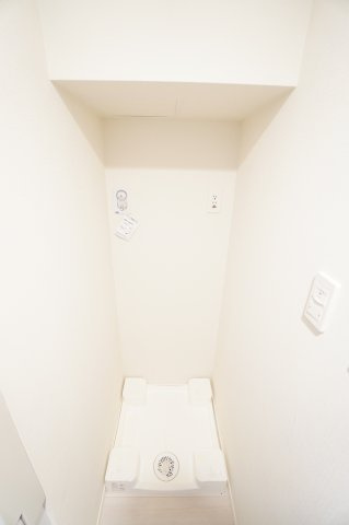 【洗面所】 | 千葉中央・大庄マンション | ※同物件・同タイプの写真です。