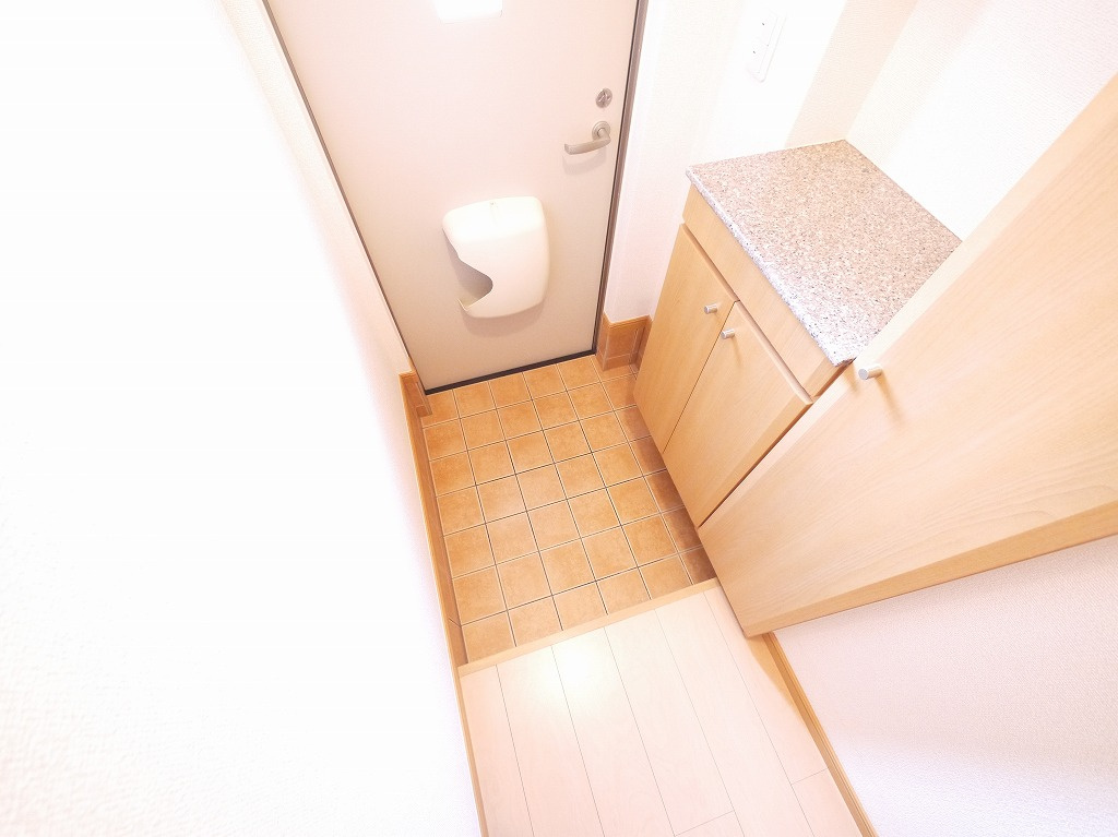 エクセルコートＡの玄関