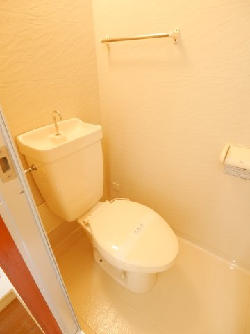 ハイツ山村のトイレ|シンプルで使いやすいトイレです