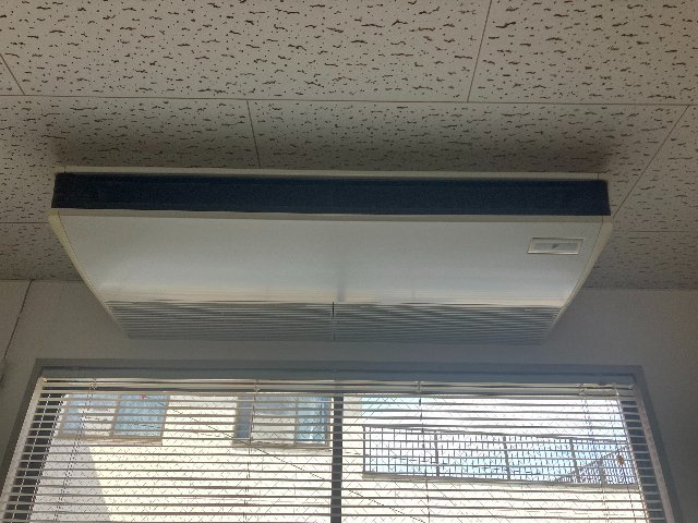 【設備】 | 貸事務所（２階）