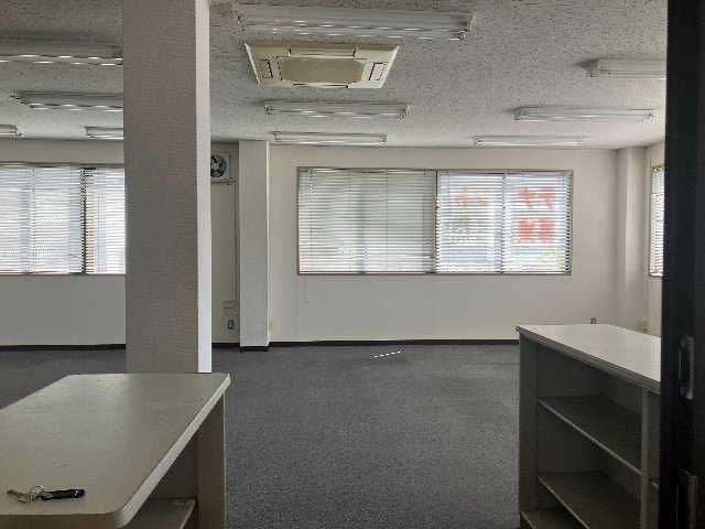 【内装】 | 貸事務所（２階）