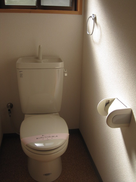 木町荘のトイレ|コンパクトで使いやすいトイレです