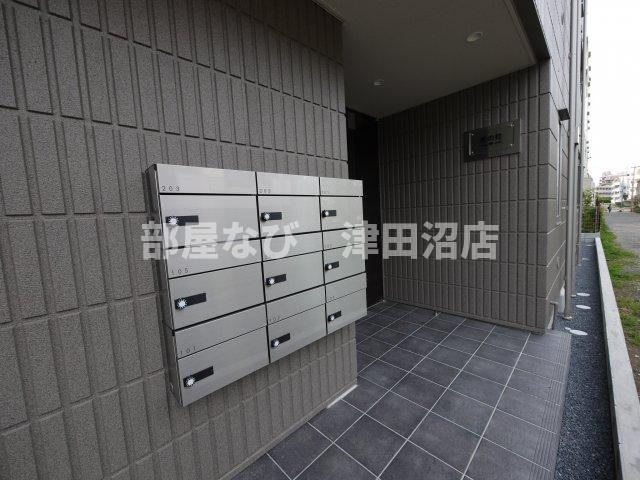 樫の杜のエントランス|毎日通るエントランスはこのようになっています