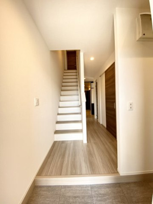 【玄関】 | マーコット荘