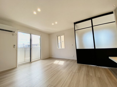 【居間・リビング】 | マーコット荘