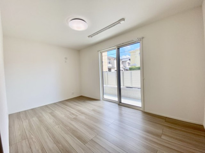 【洋室】 | マーコット荘