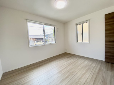 【洋室】 | マーコット荘