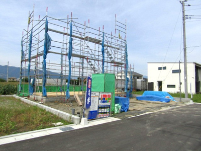 【外観】 | ブルーミングガーデン　甲府市小瀬町1号棟 | 外観です