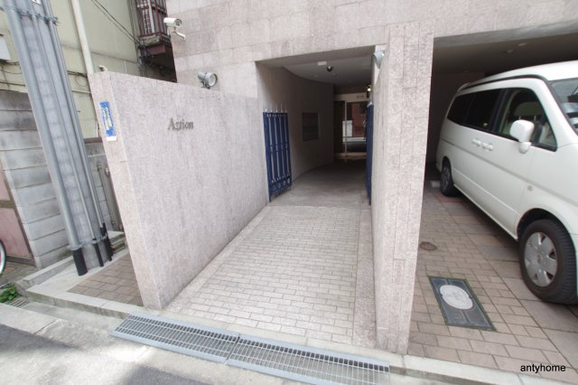 アスティオン都島　仲介手数料無料のエントランス
