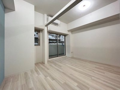 【洋室】 | セレニテ本町リアン