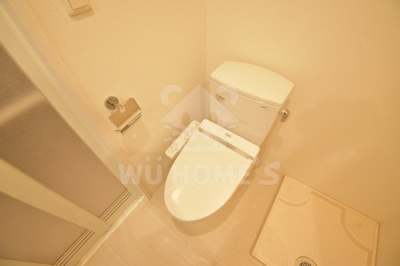 【トイレ】 | APRILE南森町 | ゆったりとした空間のトイレです