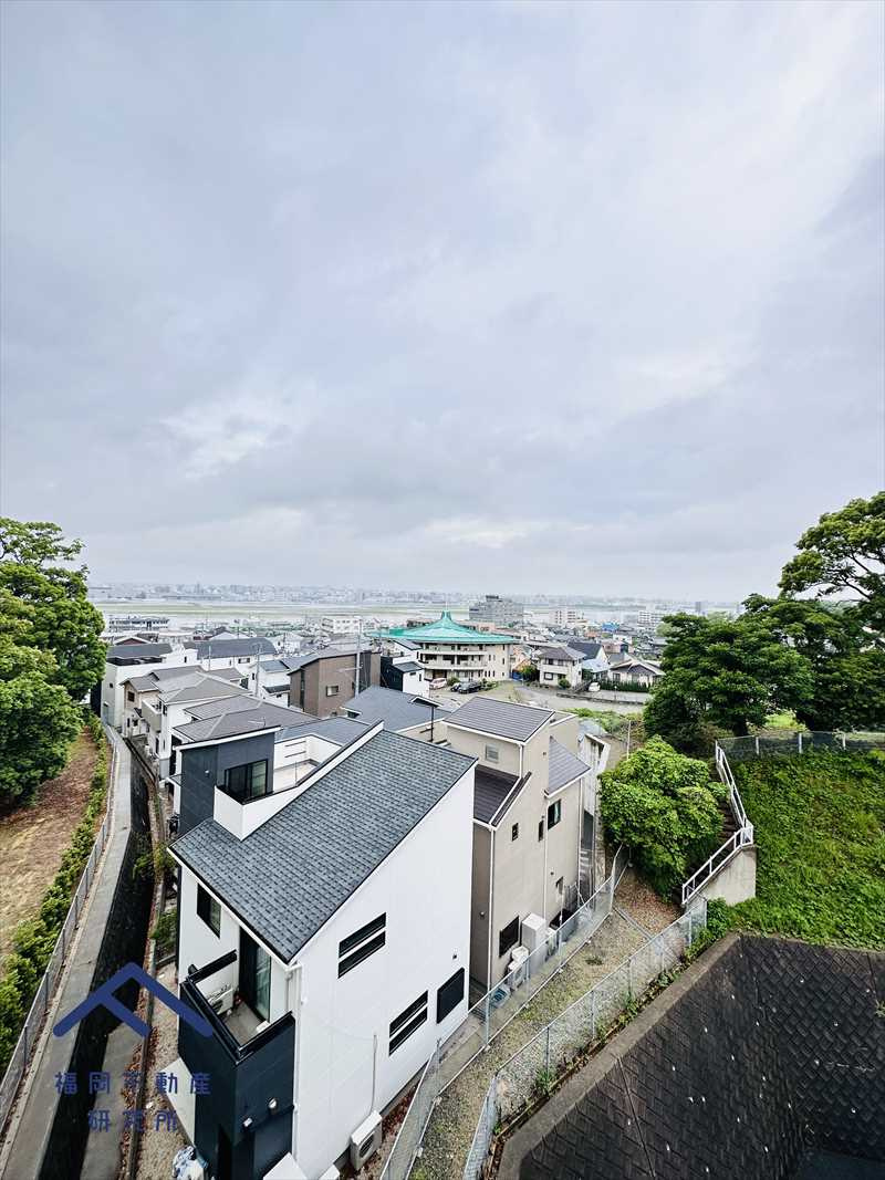 エバーライフ東平尾公園IIの展望