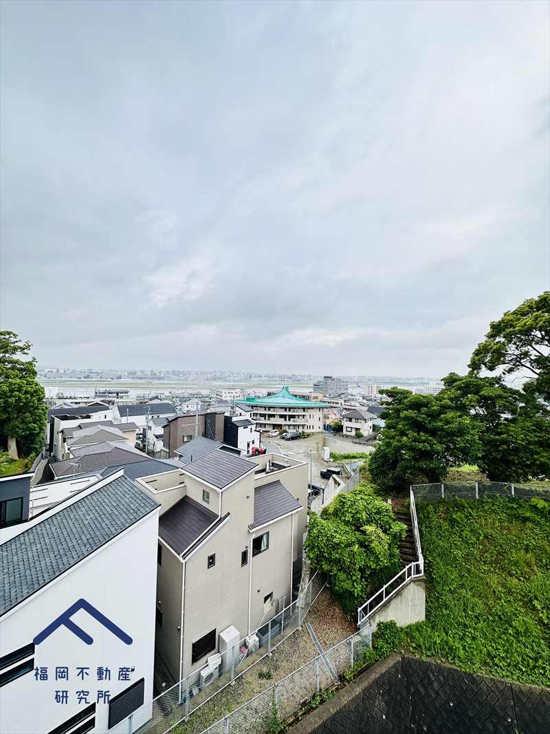 エバーライフ東平尾公園IIの展望