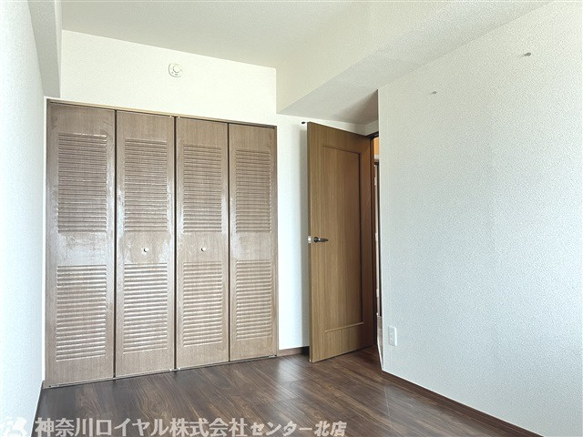 【寝室】