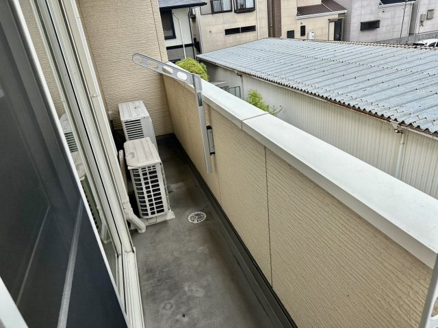 【バルコニー】 | グランシャリオ天美