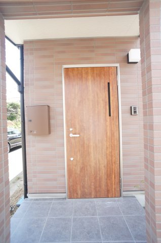 野原住宅のエントランス