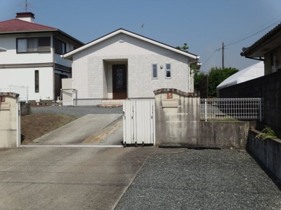 【駐車場】 | 原水南方貸家 | 車をお持ちの方に嬉しい駐車場２台付きの物件です
