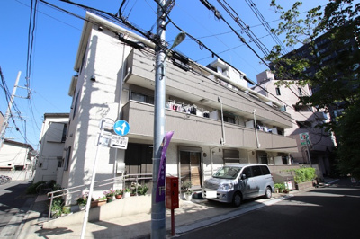◆住宅街に立地する暮らしやすい住環境です◆