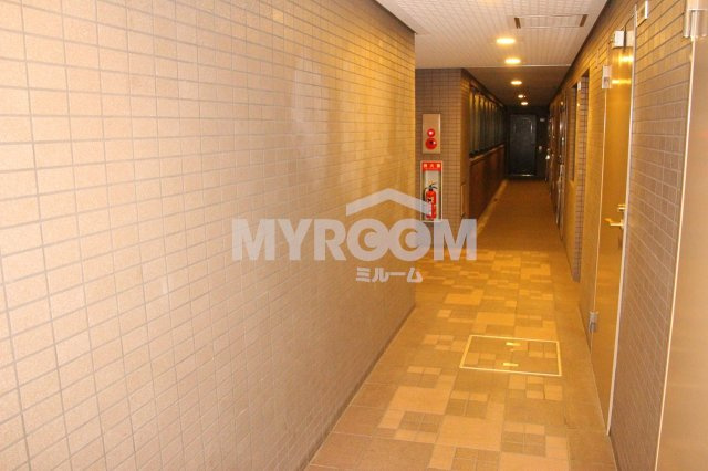 ロイヤルパレス中野坂上のその他共用部分|廊下