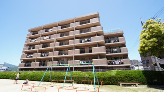 【外観】 | 現地（2023年6月3日12：00頃）撮影