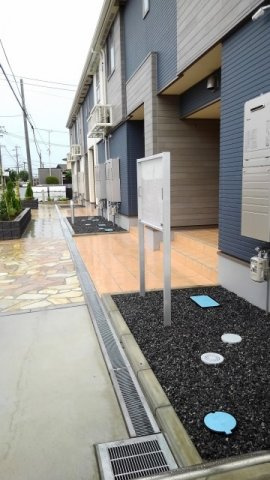 ＦＲＡＮＣ　ＦＲＡＮＣ椿Ｂのエントランス|建物の内部です