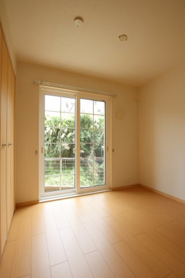 【寝室】 | クレメント