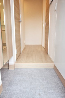 【玄関】 | ビューテラス（D-ROOM） | ※同物件参考写真