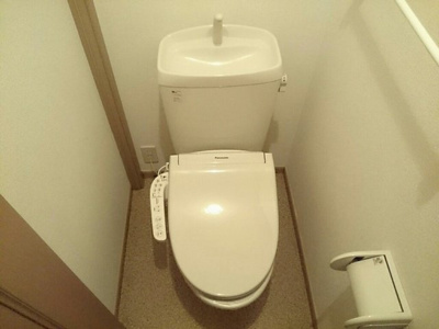 【トイレ】 | カ－サ．ヴィオラ