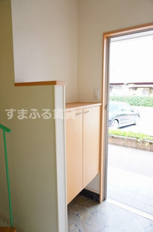 【玄関】 | クレセント　A棟　西尾市富山