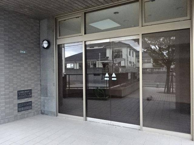 【エントランス】 | グレイスフォート岬 | 清潔なエントランスです