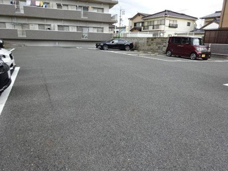 【駐車場】 | 駐車場完備です