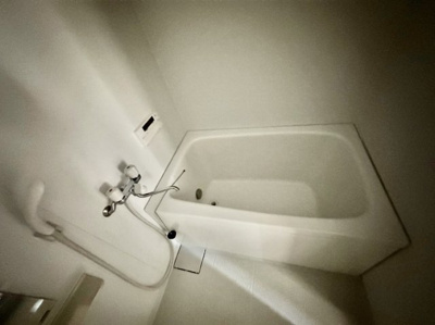 【浴室】 | シャトル・ヌーベル