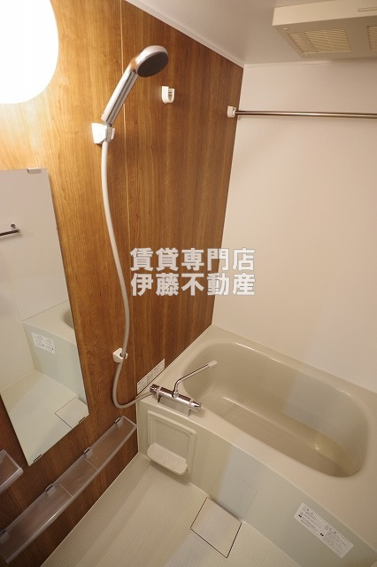 LUORE城西の浴室