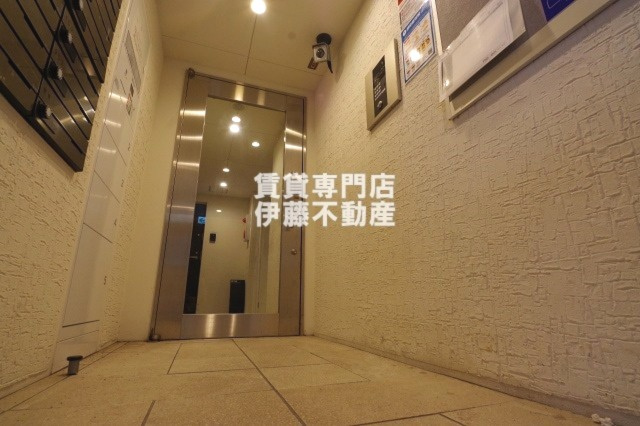 LUORE城西のエントランス|オートロック