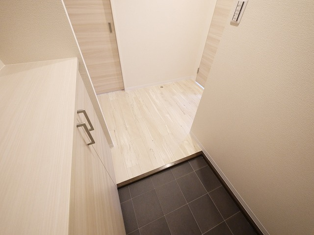 アメニティフォレストＣの玄関|きれいな玄関です