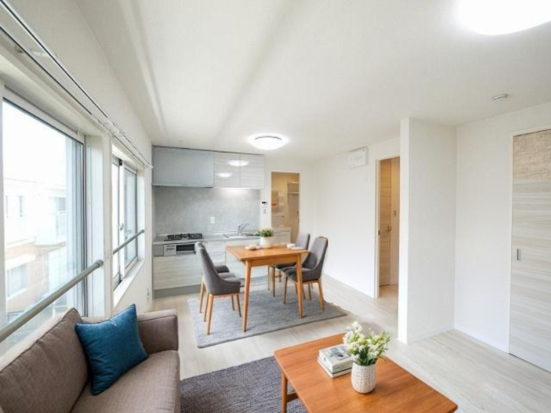 アメニティフォレストＣの居間・リビング|CGで家具等を配置したもので家具等は含まれません
