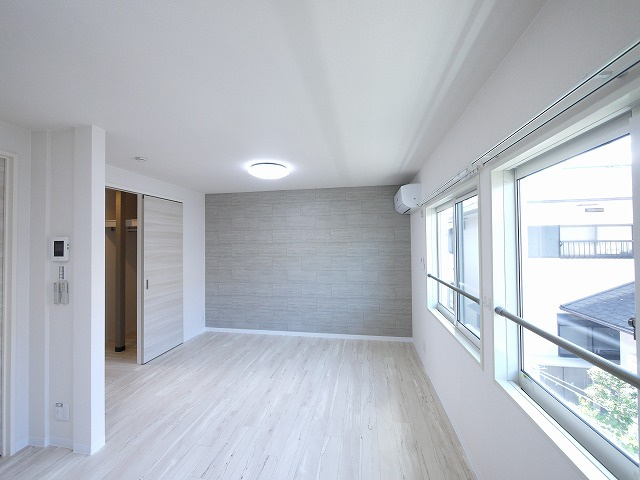 アメニティフォレストＣの居間・リビング|ゆったり過ごせる居間です