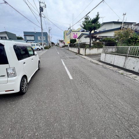 グランファミール鹿島の駐車場