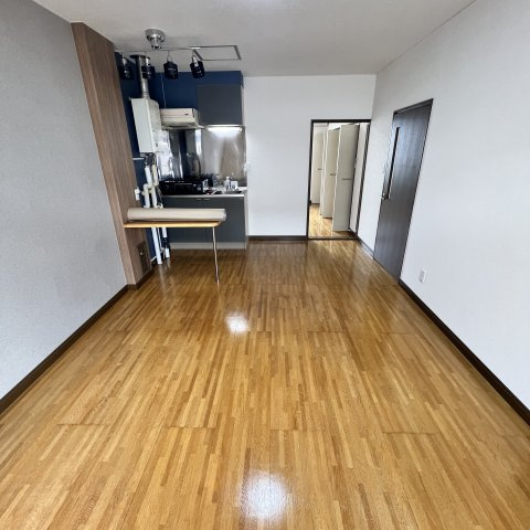 グランファミール鹿島の居間・リビング