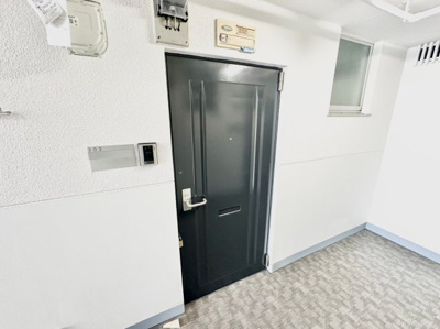 【玄関】 | Y's COURT