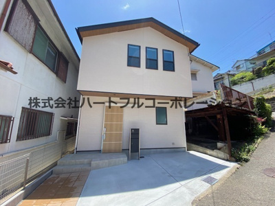 【外観】 | 神戸市垂水区千鳥が丘2丁目　新築戸建　仲介手数料無料！ | きれいな外観です
