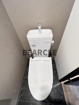 【トイレ】 | ベラジオ雅び烏丸十条Ⅱ | コンパクトで使いやすいトイレです