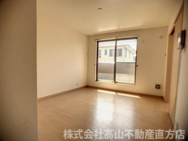 ファミリーヒルズ星ヶ丘Ⅰの居間・リビング