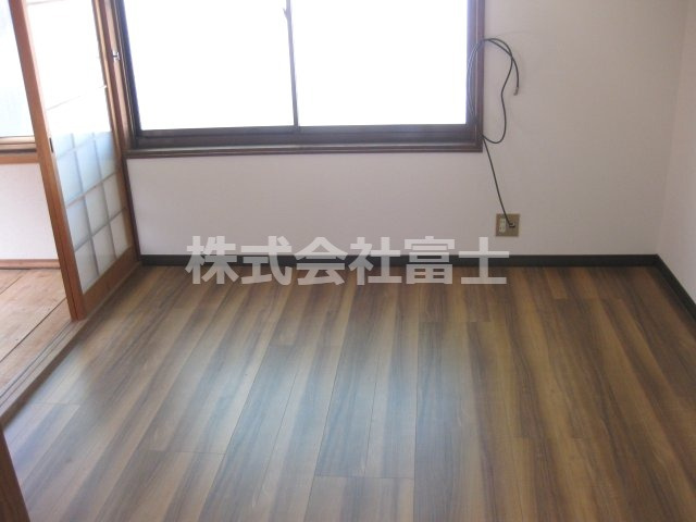 大場借家の居間・リビング