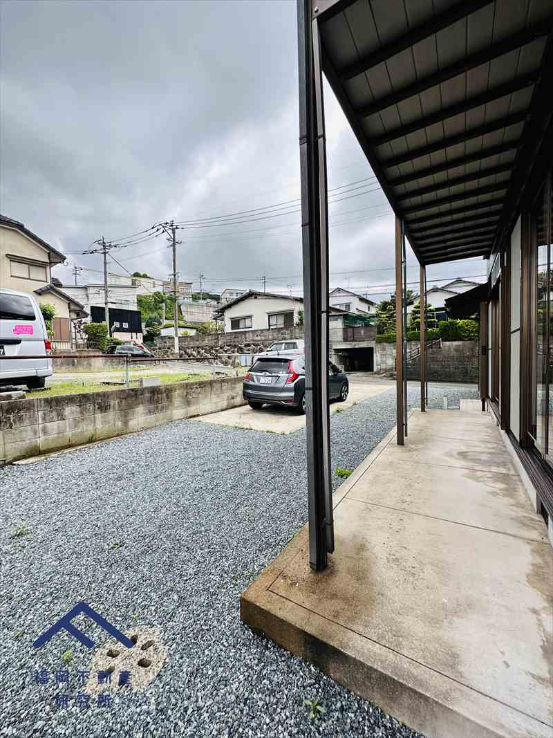 南区柏原１丁目 　戸建ての駐車場