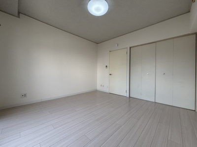 【寝室】 | 山内ビル