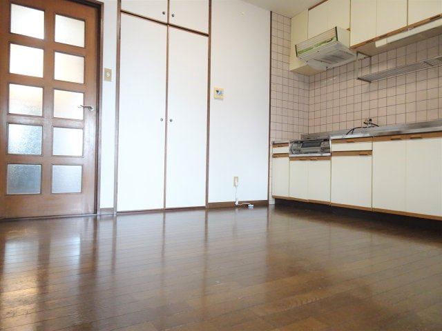 マリンマツヤマの居間・リビング