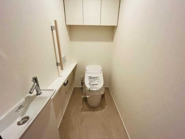 シンプルで使いやすいトイレです