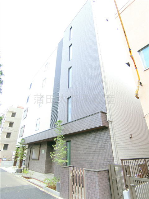 ホワイト・ルミエの外観